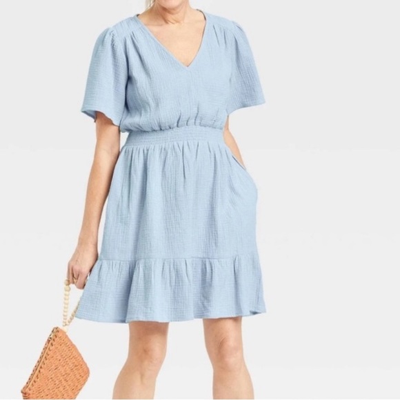 Knox Rose Dresses & Skirts - NEW Knox Rose gauzy dress with pockets